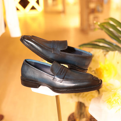 Men loafers